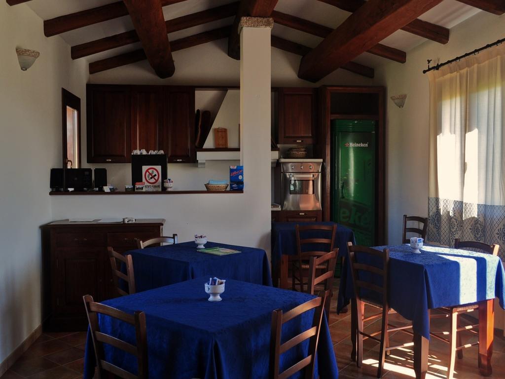 B&B Pubulos Olbia Kültér fotó