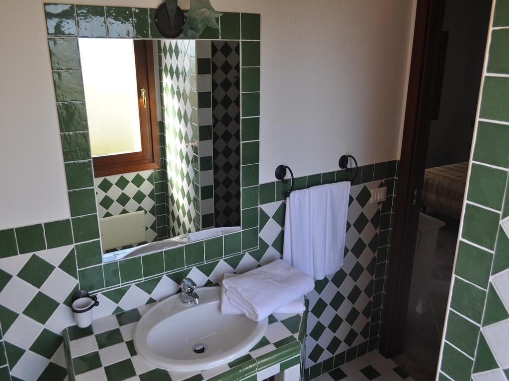 B&B Pubulos Olbia Szoba fotó